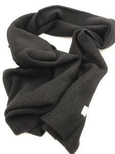 Barts Shawl - Stylish and Warm Winter Wrap | Google Search: Trendy Scarf, Fashionable Neckwear, Cozy Winter Accessories