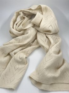 Discover the Ultimate Comfort with Barts Shawl - Your Go-To Winter Accessory