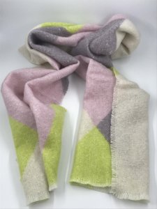 Enhance Your Style with Barts Shawl - Trendy and Cozy Fashion Accessory"