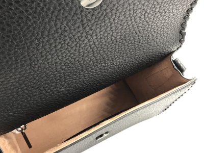 Hispanitas Black Grained Leather Shoulder Bag – 25x18x10 cm